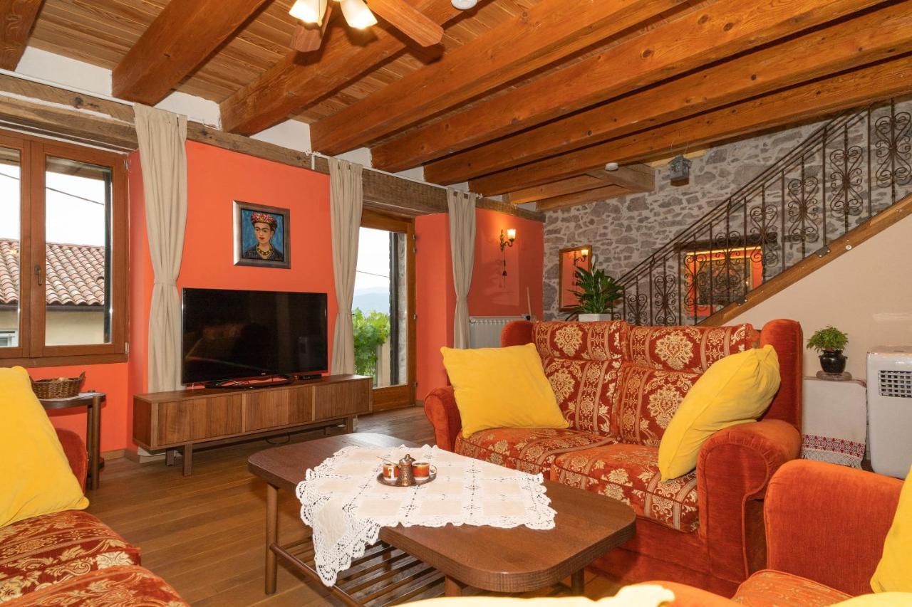 Salvia - House With Pool - Holiday home Jurdani